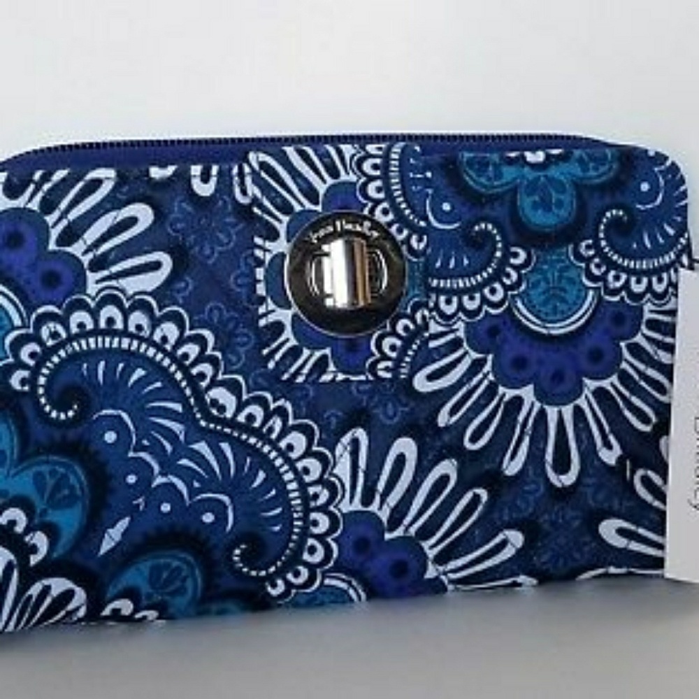 NWT VERA BRADLEY TURNLOCK WALLET BLUE TAPESTRY